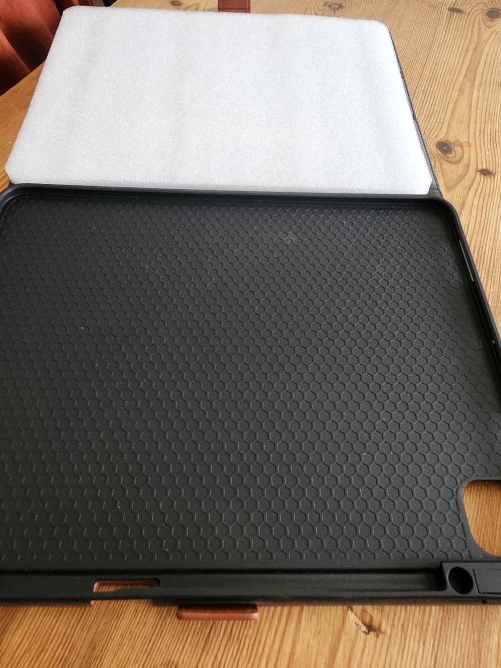 Bronw Tablet Case - Protective Stand Cover - Picture 9 of 12